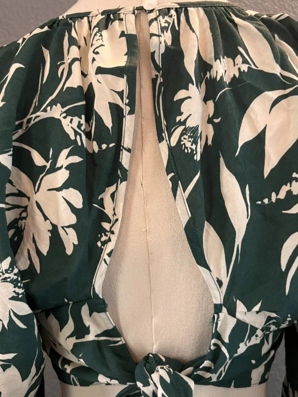 Abercrombie & Fitch Green Floral Plunge Cutout Ring Maxi Dress New with Tags - M